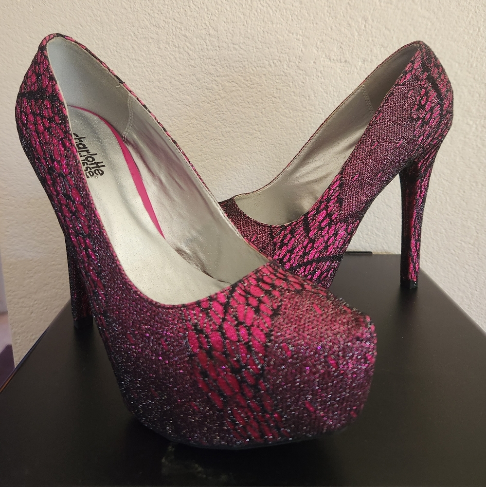 Women's size 7 Fushsia/Black lace heel